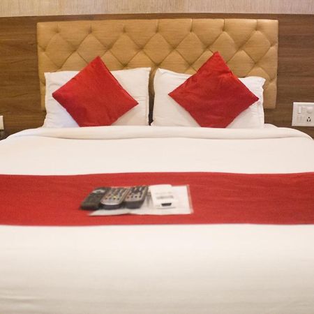Highland Residency The Boutique Hotel Thane Bagian luar foto