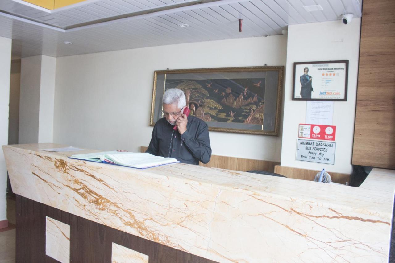 Highland Residency The Boutique Hotel Thane Bagian luar foto