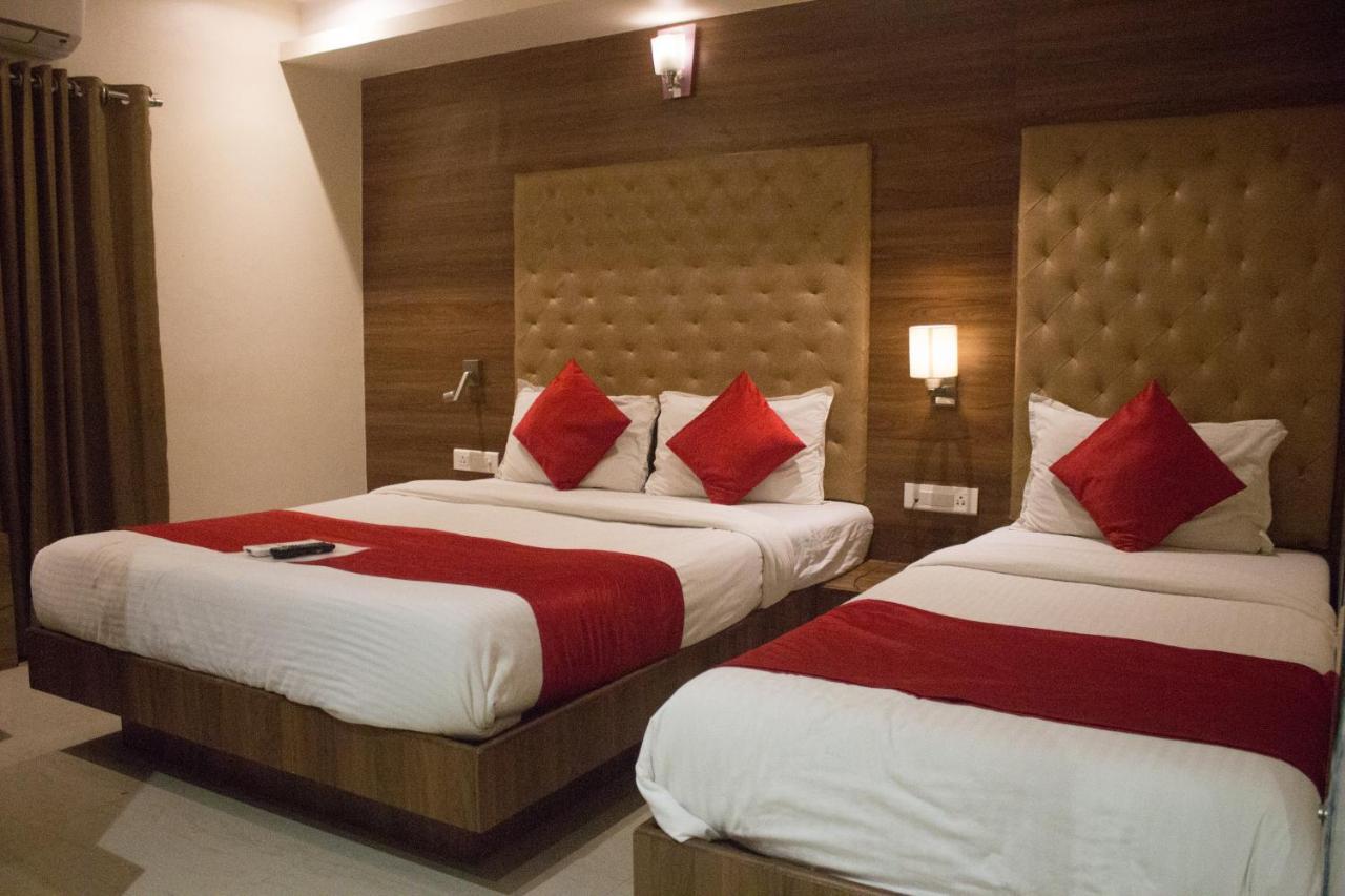 Highland Residency The Boutique Hotel Thane Bagian luar foto