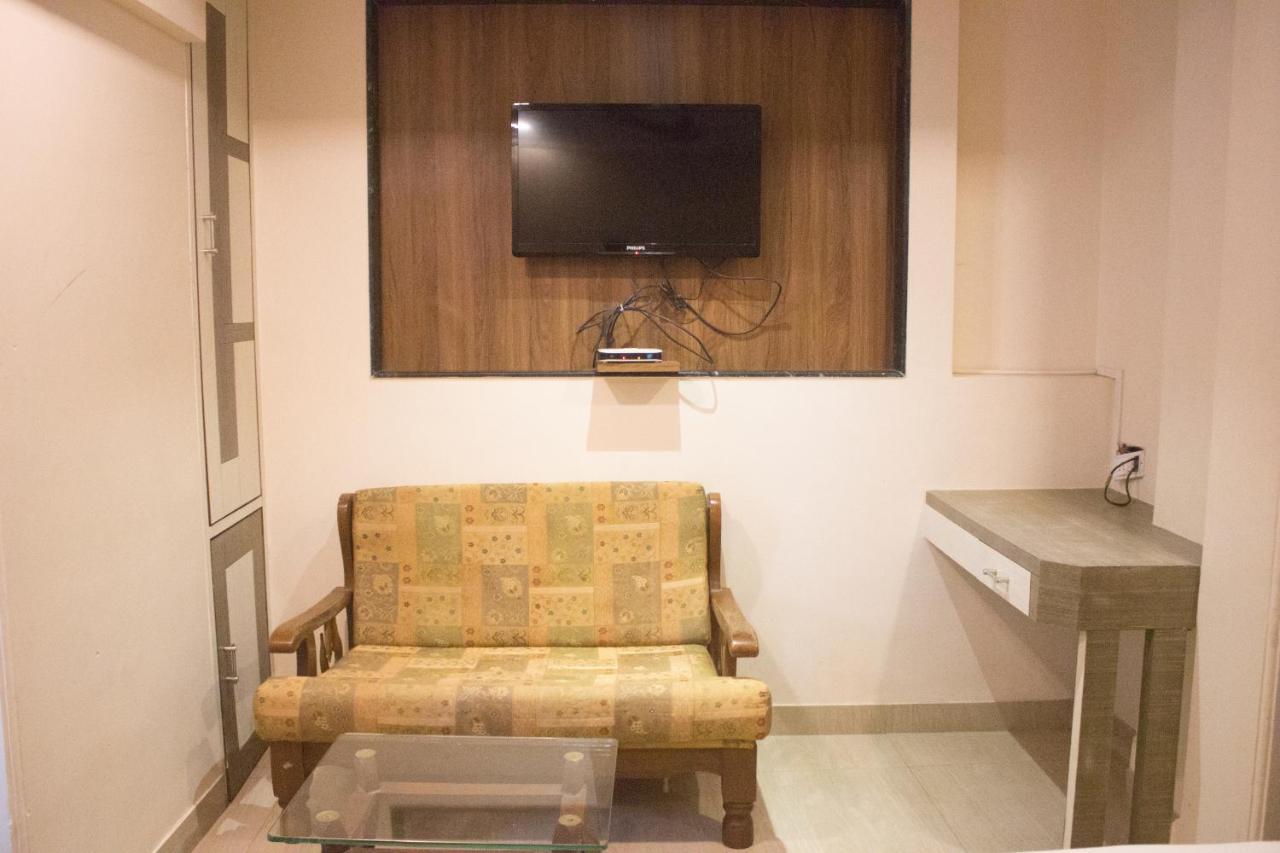 Highland Residency The Boutique Hotel Thane Bagian luar foto